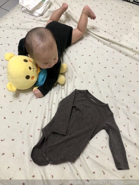 好物分享*【洋蔥式穿法,最重要的內搭法寶-小丁婦幼ding baby兒童柔感發熱連身包屁衣】 - 第16張圖 好物分享*【洋蔥式穿法,最重要的內搭法寶-小丁婦幼ding baby兒童柔感發熱連身包屁衣】