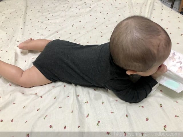 好物分享*【洋蔥式穿法,最重要的內搭法寶-小丁婦幼ding baby兒童柔感發熱連身包屁衣】 - 第8張圖 好物分享*【洋蔥式穿法,最重要的內搭法寶-小丁婦幼ding baby兒童柔感發熱連身包屁衣】