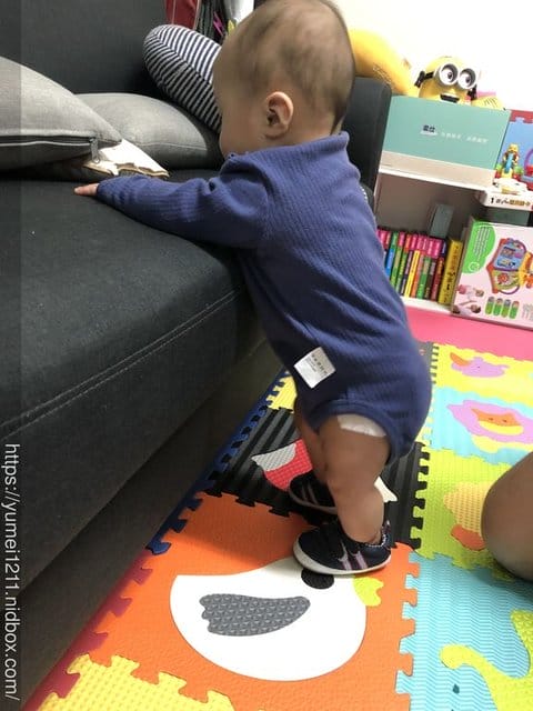 虎寶的鞋鞋初體驗 6M26D【讓寶寶輕鬆踏出人生第一步！台灣品牌-Nikokids學步鞋室(內室外皆宜)】