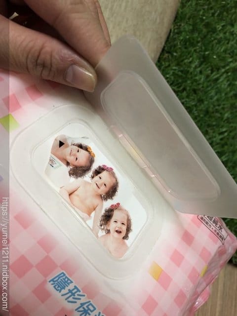 【拭拭樂-嬰兒柔濕巾 立體隱形濕巾蓋，特厚不連抽喔!CP值最高的嬰兒專用柔濕巾】