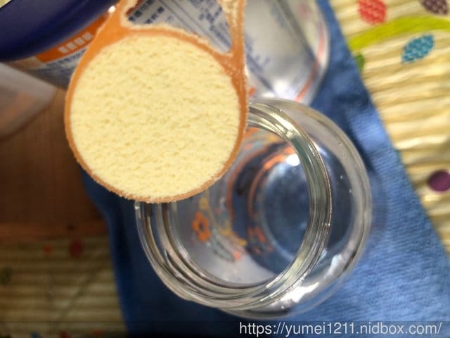 2019奶瓶推薦【小獅王辛巴，蘿蔓晶鑽寬口玻璃奶瓶-馬卡龍萬用蓋讓奶瓶有了第二生命】