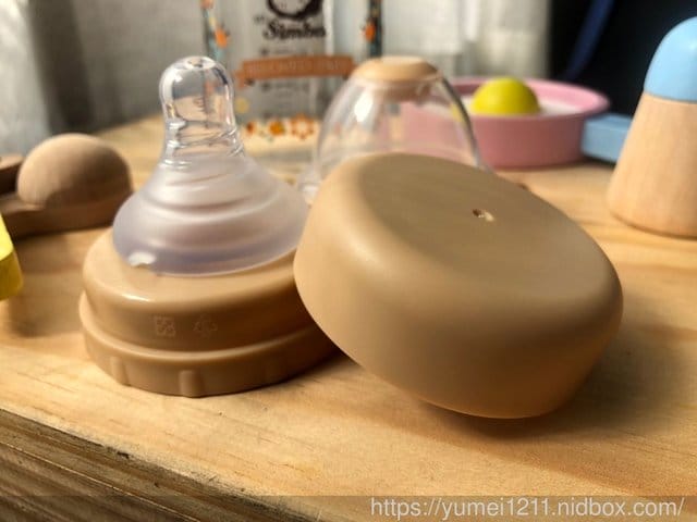 2019奶瓶推薦【小獅王辛巴，蘿蔓晶鑽寬口玻璃奶瓶-馬卡龍萬用蓋讓奶瓶有了第二生命】