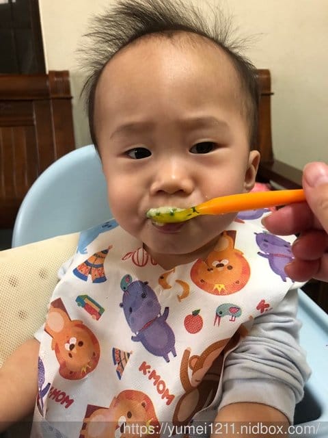 Mother-K【拋棄式防水圍兜】防汙又減量的寶寶外出好幫手 - 第22張圖 Mother-K【拋棄式防水圍兜】防汙又減量的寶寶外出好幫手