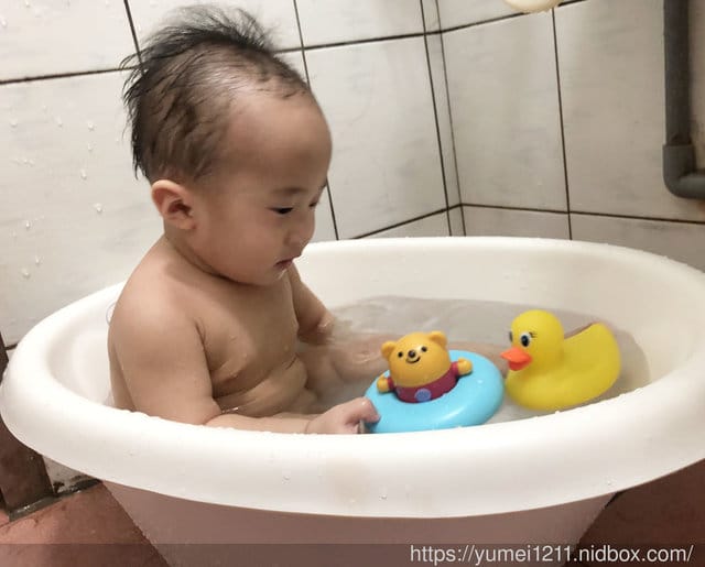 【SOBBLE-棉花糖保溫澡盆-柔軟防撞】新生兒浴盆推薦/寶寶洗澡的防滑澡盆 / - 第35張圖 【SOBBLE-棉花糖保溫澡盆-柔軟防撞】新生兒浴盆推薦/寶寶洗澡的防滑澡盆 /