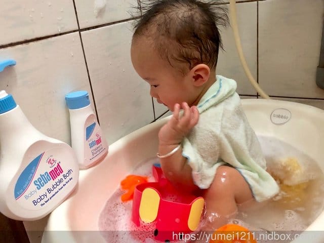 【施巴嬰兒5.5泡泡浴露溫和抗敏-洗出寶寶感覺統合-快樂洗澡】 - 第3張圖 【施巴嬰兒5.5泡泡浴露溫和抗敏-洗出寶寶感覺統合-快樂洗澡】