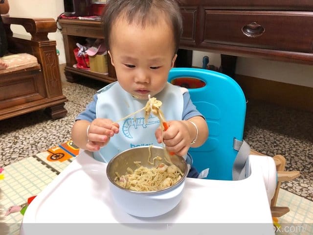 【三風食品-穗穗康健系列】MIT的高品質,堅持無添加無鹽寶寶麵+麥星星,給寶寶低負擔的副食品 - 第30張圖 【三風食品-穗穗康健系列】MIT的高品質,堅持無添加無鹽寶寶麵+麥星星,給寶寶低負擔的副食品