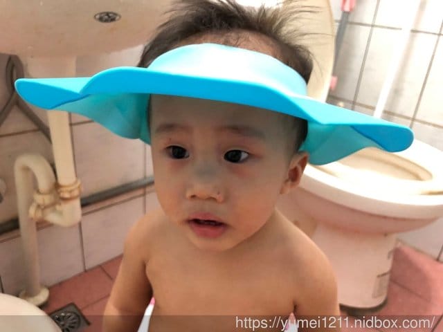 【 EXPECT傳佳知寶】babyhood可達鴨洗頭帽,讓寶寶慢慢愛上洗頭 - 第2張圖 【 EXPECT傳佳知寶】babyhood可達鴨洗頭帽,讓寶寶慢慢愛上洗頭