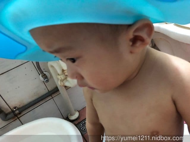 【 EXPECT傳佳知寶】babyhood可達鴨洗頭帽,讓寶寶慢慢愛上洗頭 - 第9張圖 【 EXPECT傳佳知寶】babyhood可達鴨洗頭帽,讓寶寶慢慢愛上洗頭