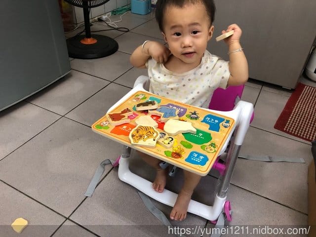 陪伴寶寶長大的輕巧型可攜式兒童餐椅【 Apramo Flippa & ZOE】 - 第4張圖 陪伴寶寶長大的輕巧型可攜式兒童餐椅【 Apramo Flippa & ZOE】