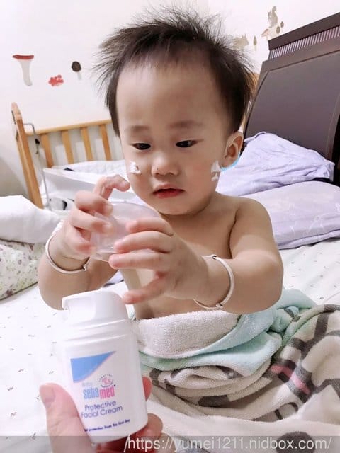 德國施巴5.5【嬰兒全效柔護面霜】專屬呵護寶寶臉部肌膚,拒絕蘋果臉 - 第10張圖 德國施巴5.5【嬰兒全效柔護面霜】專屬呵護寶寶臉部肌膚,拒絕蘋果臉