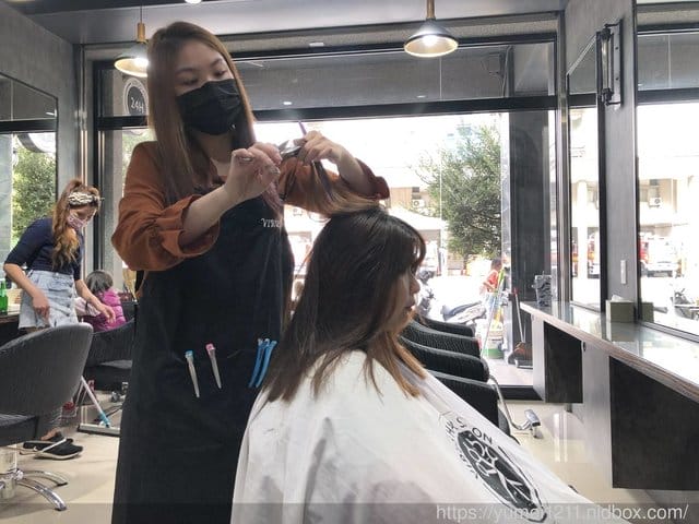 台中∣一中∣益民商圈∣夜間美髮【Virus Hair24hr沙龍剪燙髮】深夜不斷電美髮，晚上不再只有美食~日夜間髮廊