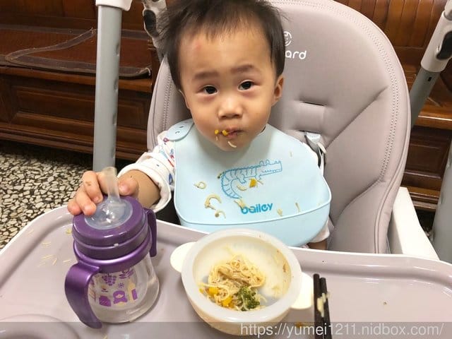 【AGUARD】安心無毒 TOSBY 兒童高腳餐椅-讓虎寶一直想坐著的寶寶餐椅