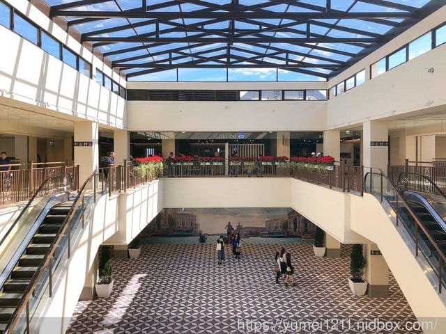 【台中麗寶二期】歐風湖邊Outlet商場,IG最新網美熱門打卡地點 - 第30張圖 【台中麗寶二期】歐風湖邊Outlet商場,IG最新網美熱門打卡地點
