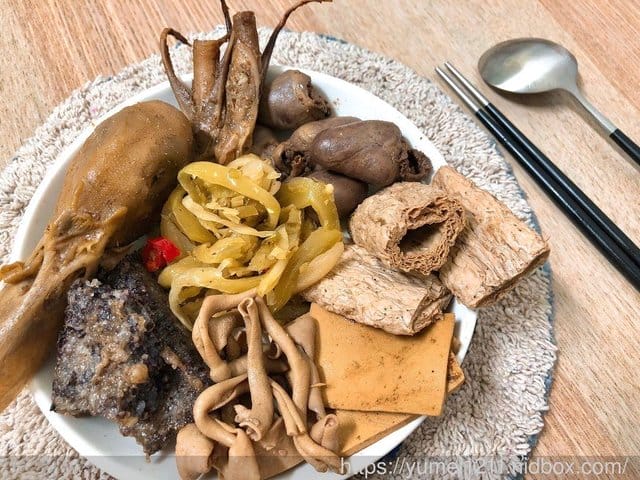 台中滷味【阿田魯味】四十年老店滷味 自滷自賣,越吃越ㄕㄨㄚˋ嘴 - 第3張圖 台中滷味【阿田魯味】四十年老店滷味 自滷自賣,越吃越ㄕㄨㄚˋ嘴