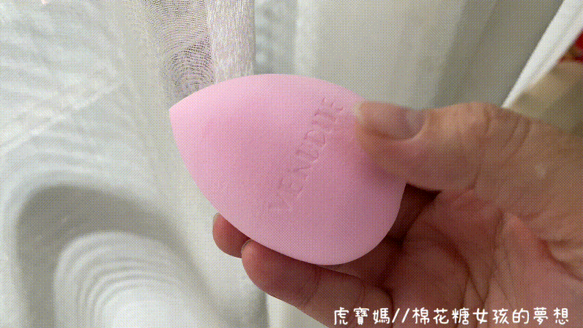 刷具清潔推薦【Venudite Cosmetics維納黛蒂】瑰蜜銀箔美妝工具清潔組,刷具也要深層卸妝!!超好上的嫩Q美肌蛋 - 第6張圖 刷具清潔推薦【Venudite Cosmetics維納黛蒂】瑰蜜銀箔美妝工具清潔組,刷具也要深層卸妝!!超好上的嫩Q美肌蛋