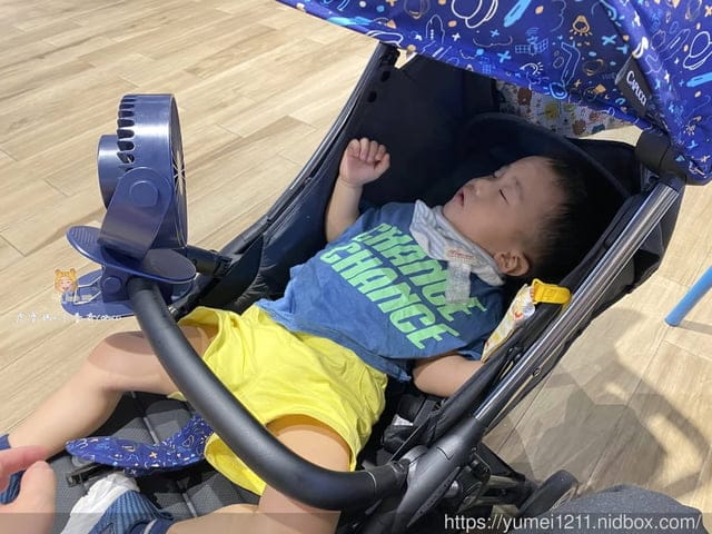 2020推車推薦【 卡普奇Capucci 】走在推車界的最前端,重力自動收車限定版、登機尺寸手推車 - 第14張圖 2020推車推薦【 卡普奇Capucci 】走在推車界的最前端,重力自動收車限定版、登機尺寸手推車