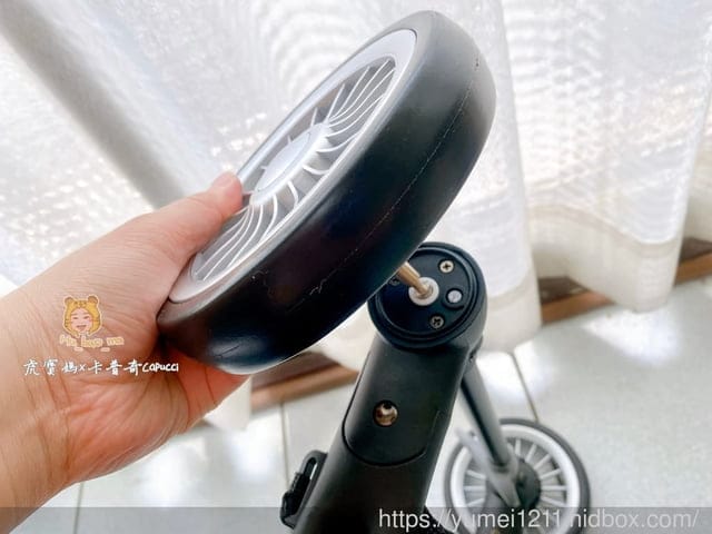 2020推車推薦【 卡普奇Capucci 】走在推車界的最前端,重力自動收車限定版、登機尺寸手推車 - 第8張圖 2020推車推薦【 卡普奇Capucci 】走在推車界的最前端,重力自動收車限定版、登機尺寸手推車