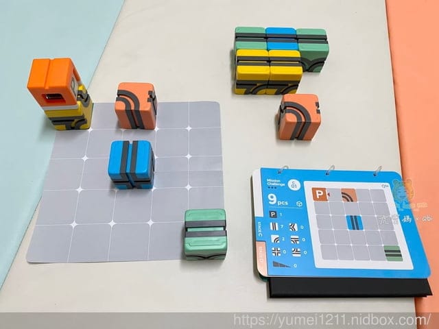 益智玩具【 Qbi 益智磁吸軌道玩具】玩與創造兼具,無限擴充的磁力建構軌道車、開發幼兒大腦淺能,台灣在地製造設計 l 啟蒙玩具 - 第24張圖 益智玩具【 Qbi 益智磁吸軌道玩具】玩與創造兼具,無限擴充的磁力建構軌道車、開發幼兒大腦淺能,台灣在地製造設計 l 啟蒙玩具