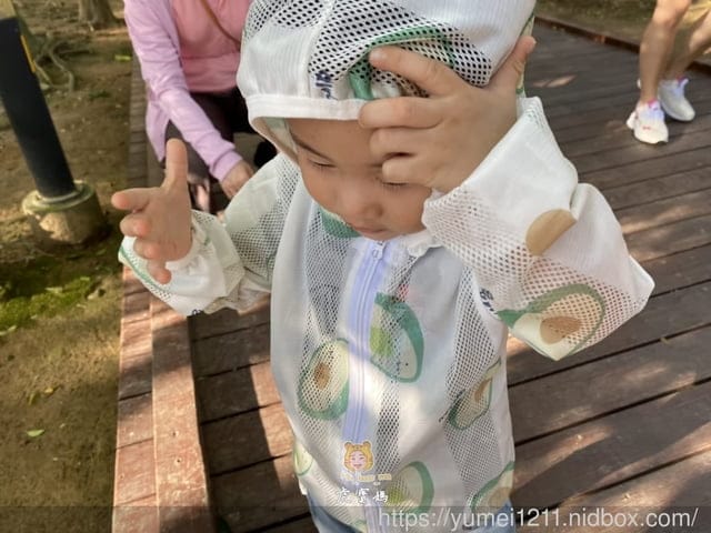 夏天來了！寶貝外出的5個必備防曬、避蚊好物