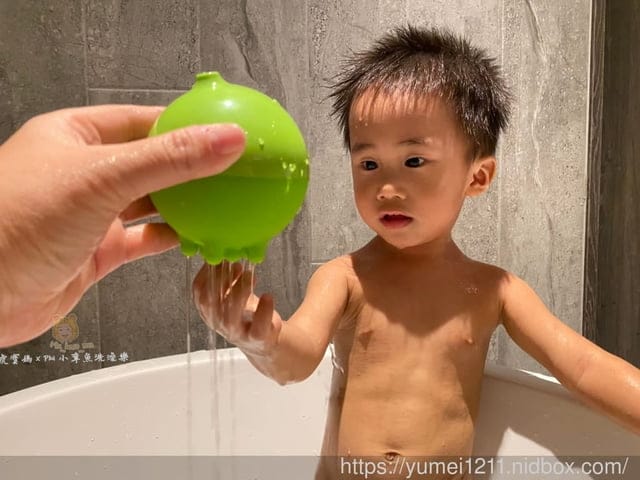 洗澡玩具【 Plui小章魚洗澡樂-海草綠】讓孩子享受歡樂沐浴時光,加深與我們的親子互動-跩媽咪 - 第13張圖 洗澡玩具【 Plui小章魚洗澡樂-海草綠】讓孩子享受歡樂沐浴時光,加深與我們的親子互動-跩媽咪
