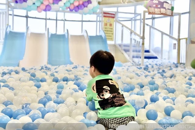 台中東區/ 雨天備案/親子旅遊【大魯閣遊戲愛樂園】新時代店,仿真超市超市 旋轉木馬,Mr.咖哩餐聽 - 第54張圖 台中東區/ 雨天備案/親子旅遊【大魯閣遊戲愛樂園】新時代店,仿真超市超市 旋轉木馬,Mr.咖哩餐聽