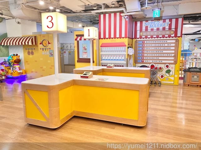台中東區/ 雨天備案/親子旅遊【大魯閣遊戲愛樂園】新時代店,仿真超市超市 旋轉木馬,Mr.咖哩餐聽 - 第35張圖 台中東區/ 雨天備案/親子旅遊【大魯閣遊戲愛樂園】新時代店,仿真超市超市 旋轉木馬,Mr.咖哩餐聽