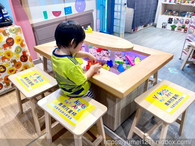 台中東區/ 雨天備案/親子旅遊【大魯閣遊戲愛樂園】新時代店,仿真超市超市 旋轉木馬,Mr.咖哩餐聽 - 第72張圖 台中東區/ 雨天備案/親子旅遊【大魯閣遊戲愛樂園】新時代店,仿真超市超市 旋轉木馬,Mr.咖哩餐聽