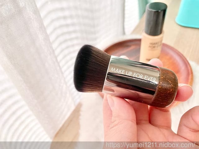 美妝【MAKE UP FOR EVER】 REBOOT活潤精華粉底液 - 第10張圖 美妝【MAKE UP FOR EVER】 REBOOT活潤精華粉底液