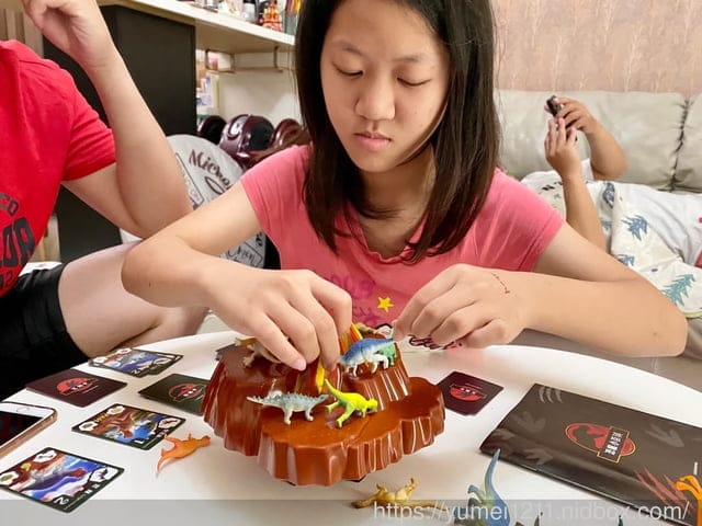 兒童桌遊【 Kiddy Kiddo】侏羅紀冒險 – 訓練專注力與手眼協調的好桌遊 - 第13張圖 兒童桌遊【 Kiddy Kiddo】侏羅紀冒險 – 訓練專注力與手眼協調的好桌遊