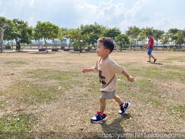 【育兒用品】FILA Kids-兒童機能運動鞋,不同年齡童鞋挑選大不同!童鞋推薦 - 第14張圖 【育兒用品】FILA Kids-兒童機能運動鞋,不同年齡童鞋挑選大不同!童鞋推薦