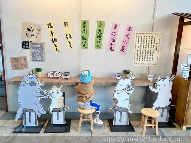 台中景點-鐵道躲貓貓-貓小姐X臺中驛X舊軌藝廊X鐵鹿大街-臺中驛鐵道文化園區 - 第30張圖 台中景點-鐵道躲貓貓-貓小姐X臺中驛X舊軌藝廊X鐵鹿大街-臺中驛鐵道文化園區