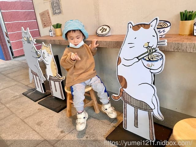 台中景點-鐵道躲貓貓-貓小姐X臺中驛X舊軌藝廊X鐵鹿大街-臺中驛鐵道文化園區 - 第29張圖 台中景點-鐵道躲貓貓-貓小姐X臺中驛X舊軌藝廊X鐵鹿大街-臺中驛鐵道文化園區