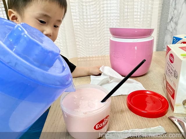親子料理-自製優格EasiYo優格機,免插電且零失誤/優格粉/希臘優格 - 第11張圖 親子料理-自製優格EasiYo優格機,免插電且零失誤/優格粉/希臘優格