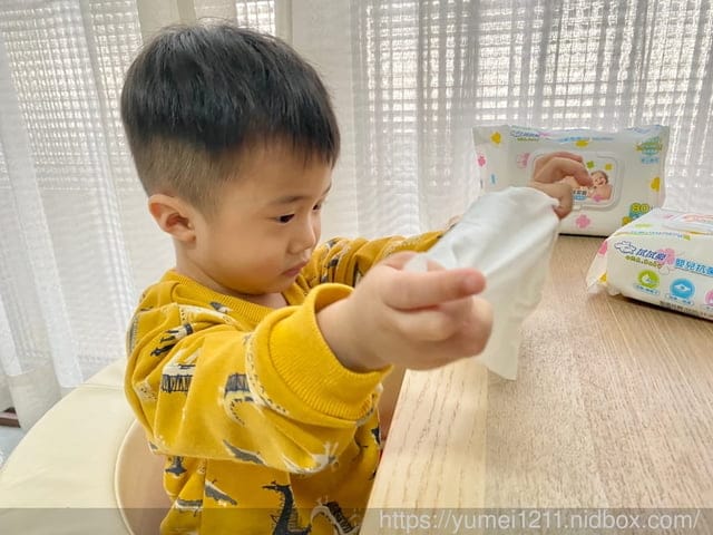 【拭拭樂】超厚嬰兒抗菌柔濕巾/巧扣立保潔蓋/無刺激性的嬰兒濕紙巾