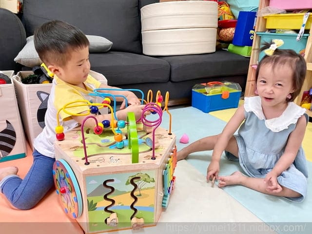 學齡前啟蒙-Teamson-幼兒遊樂園木製七面益智繞珠玩具