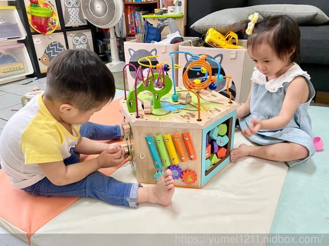 學齡前啟蒙-Teamson-幼兒遊樂園木製七面益智繞珠玩具