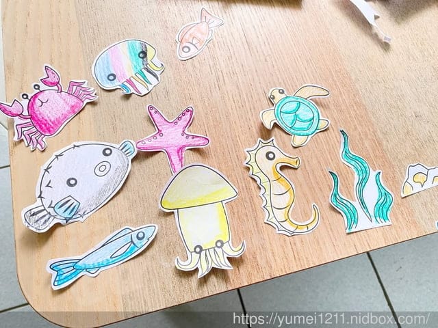【N次貼兒童幼教系列】N次貼創意手冊將畫帶入創作遊戲,畫軸與描圖彩繪勞作本 - 第47張圖 【N次貼兒童幼教系列】N次貼創意手冊將畫帶入創作遊戲,畫軸與描圖彩繪勞作本