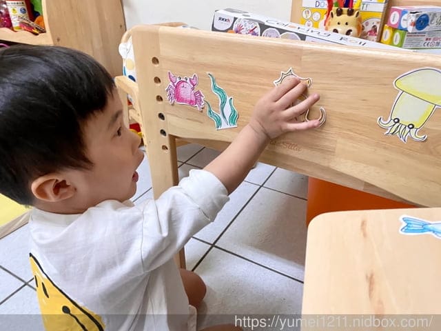 【N次貼兒童幼教系列】N次貼創意手冊將畫帶入創作遊戲,畫軸與描圖彩繪勞作本 - 第48張圖 【N次貼兒童幼教系列】N次貼創意手冊將畫帶入創作遊戲,畫軸與描圖彩繪勞作本