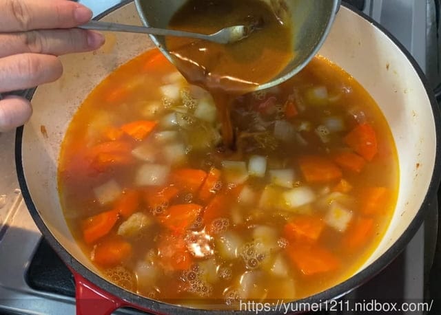 鑄鐵鍋家常料理食譜-【Amercook】LA PLURIEL系列30cm多彩加厚白琺瑯鑄鐵鍋-超值組(赫本紅 - 第22張圖 鑄鐵鍋家常料理食譜-【Amercook】LA PLURIEL系列30cm多彩加厚白琺瑯鑄鐵鍋-超值組(赫本紅