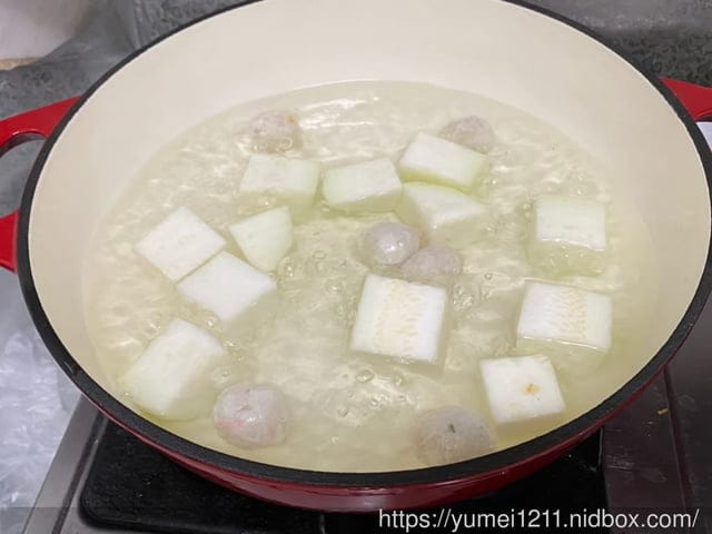 鑄鐵鍋家常料理食譜-【Amercook】LA PLURIEL系列30cm多彩加厚白琺瑯鑄鐵鍋-超值組(赫本紅 - 第31張圖 鑄鐵鍋家常料理食譜-【Amercook】LA PLURIEL系列30cm多彩加厚白琺瑯鑄鐵鍋-超值組(赫本紅