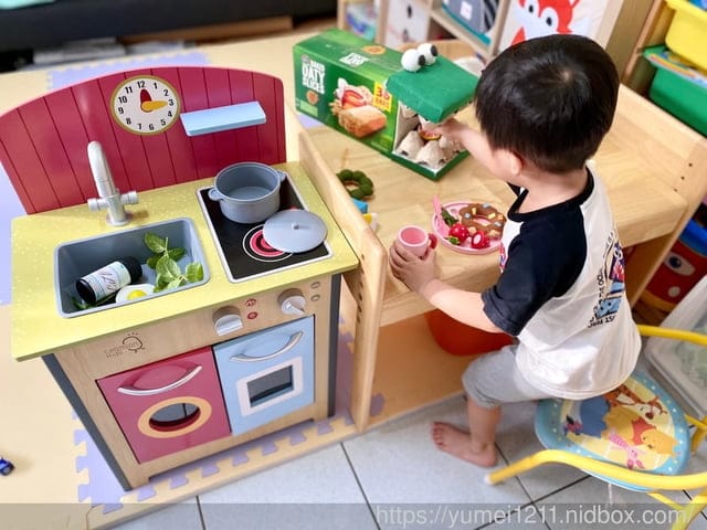廚房遊戲-Teamson小廚師波爾多木製家家酒玩具小廚房,探索小主廚的夢想世界 - 第17張圖 廚房遊戲-Teamson小廚師波爾多木製家家酒玩具小廚房,探索小主廚的夢想世界