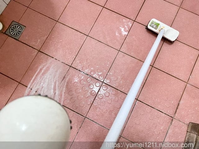 壁虎防滑二代|地板隱形防滑|Amazom防滑劑品牌|浴室防滑推薦|自己動手施工 - 第9張圖 壁虎防滑二代|地板隱形防滑|Amazom防滑劑品牌|浴室防滑推薦|自己動手施工