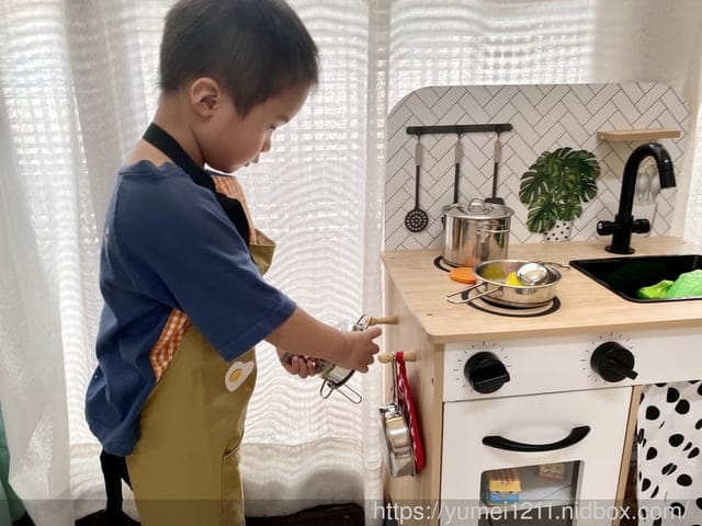 廚房組推薦|teamson|優雅小廚師費城現代成長型木製玩具廚房|成長型木製玩具廚房 - 第14張圖 廚房組推薦|teamson|優雅小廚師費城現代成長型木製玩具廚房|成長型木製玩具廚房