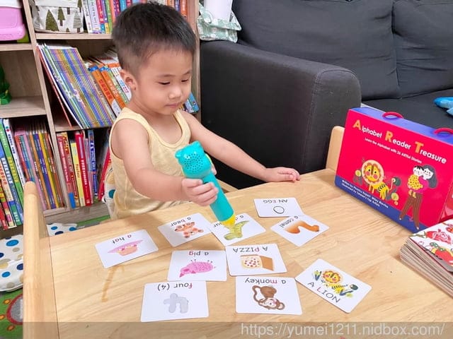 英文啟蒙推薦|臺灣麥克兒童外文書店|ALPHABET READER TREASURE|All in One的閱讀啟蒙書 - 第16張圖 英文啟蒙推薦|臺灣麥克兒童外文書店|ALPHABET READER TREASURE|All in One的閱讀啟蒙書