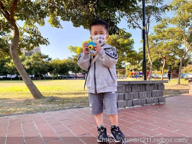 童鞋推薦| FILA Kids 第二代機能運動鞋升級|給腳腳滿滿的支撐 | 讓孩子放心地踏出每一步 - 第14張圖 童鞋推薦| FILA Kids 第二代機能運動鞋升級|給腳腳滿滿的支撐 | 讓孩子放心地踏出每一步