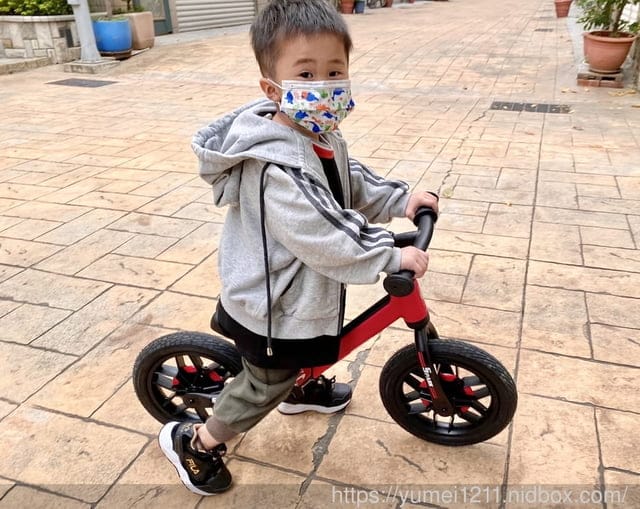 童鞋推薦| FILA Kids 第二代機能運動鞋升級|給腳腳滿滿的支撐 | 讓孩子放心地踏出每一步 - 第15張圖 童鞋推薦| FILA Kids 第二代機能運動鞋升級|給腳腳滿滿的支撐 | 讓孩子放心地踏出每一步