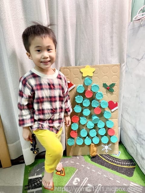 聖誕節特輯手作｜聖誕降臨曆｜紙杯聖誕樹製作｜百元有找