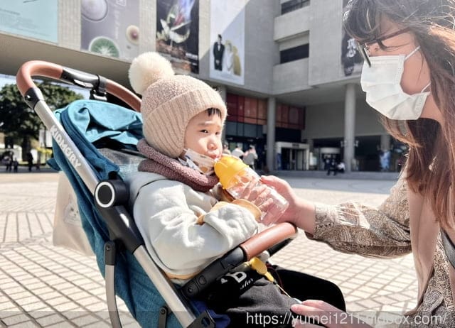 推車推薦|寶寶的第一台輕量秒收嬰兒推車|KIDMORY輕量秒收嬰兒推車 - 第2張圖 推車推薦|寶寶的第一台輕量秒收嬰兒推車|KIDMORY輕量秒收嬰兒推車