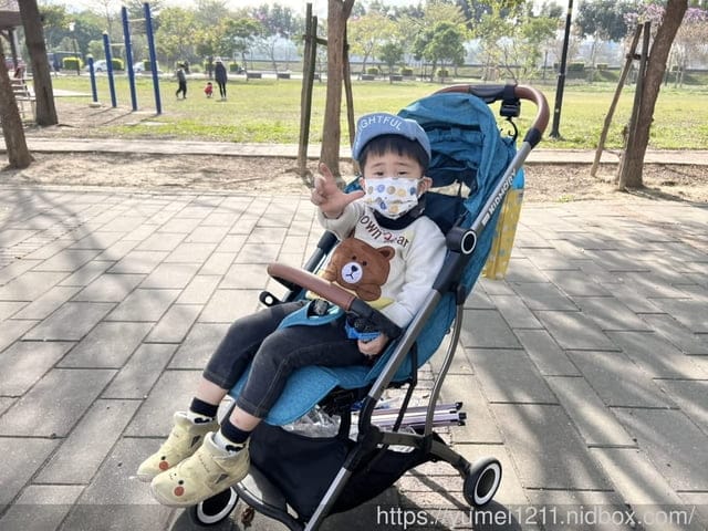 推車推薦|寶寶的第一台輕量秒收嬰兒推車|KIDMORY輕量秒收嬰兒推車 - 第13張圖 推車推薦|寶寶的第一台輕量秒收嬰兒推車|KIDMORY輕量秒收嬰兒推車
