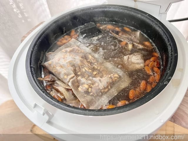 電子鍋料理｜廚房家電｜寶寶蛋糕、茶葉蛋｜Kolin歌林多功能厚釜微電腦電子鍋，24Hr預約